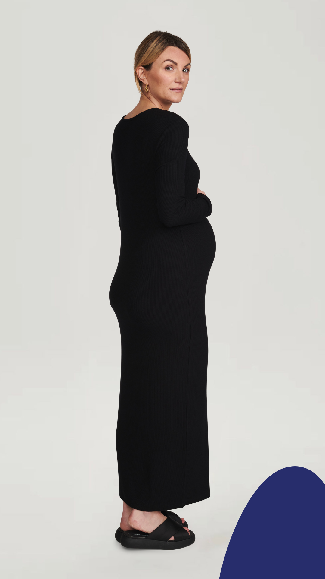 The Mom Dress - bevallingsjurkje - Black bamboo rib