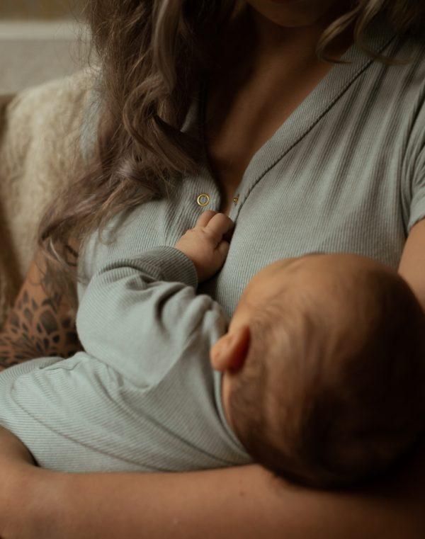 Het geboortemutsje - Muts voor newborn in bamboo