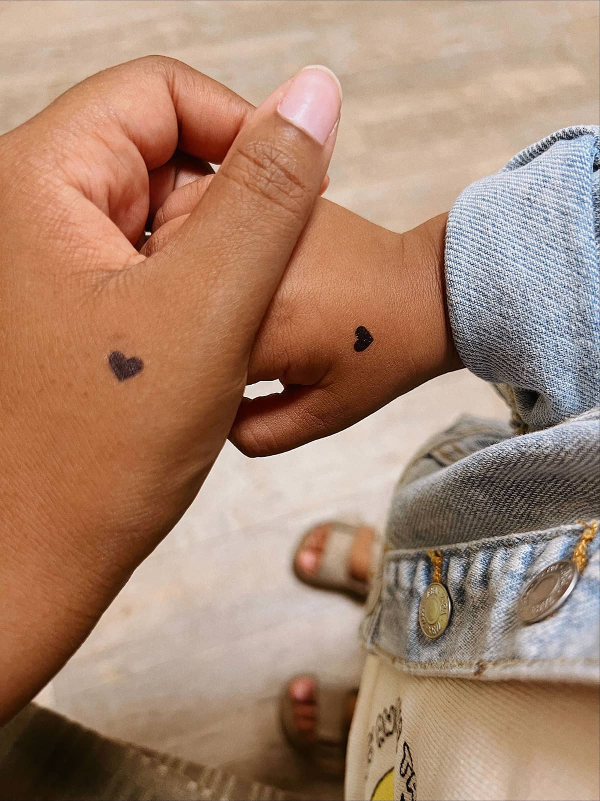 Hartjes tattoos - knuffelknop